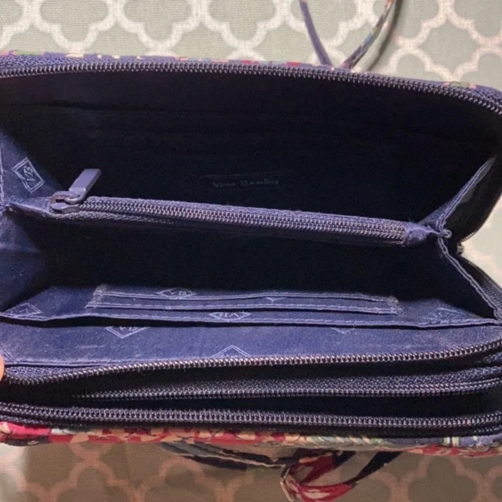 Vera Bradley Fox Forest All in One Crossbody Wallet RFID - Picture 11 of 13